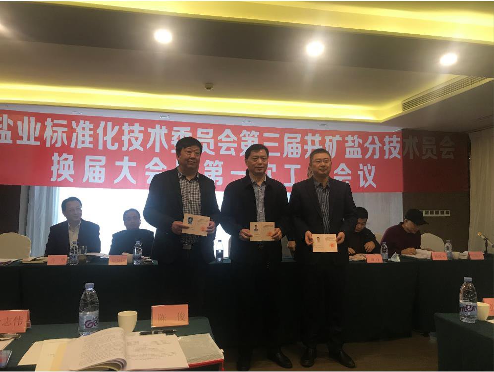 走进安博app最新版下载正规渠道